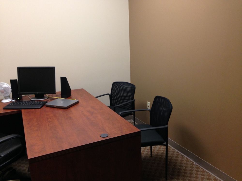 Carolina Financial Center: 19520 W Catawba Ave, Cornelius, NC 28031